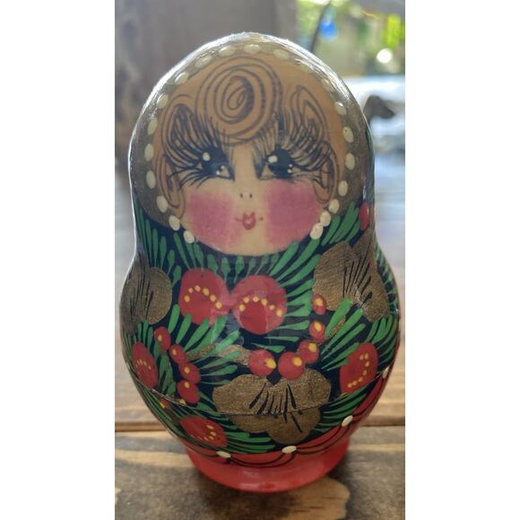 Vintage Hand-painted Russian Wooden Matryoshka Stacking Nesting Dolls Set of 5 - Picture 2 of 5